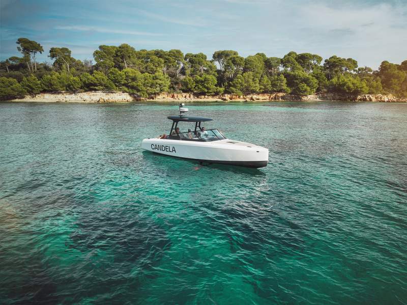 bateau électrique candela côte d'azur