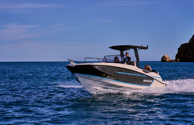 QUICKSILVER ACTIV 805 OPEN année 2024