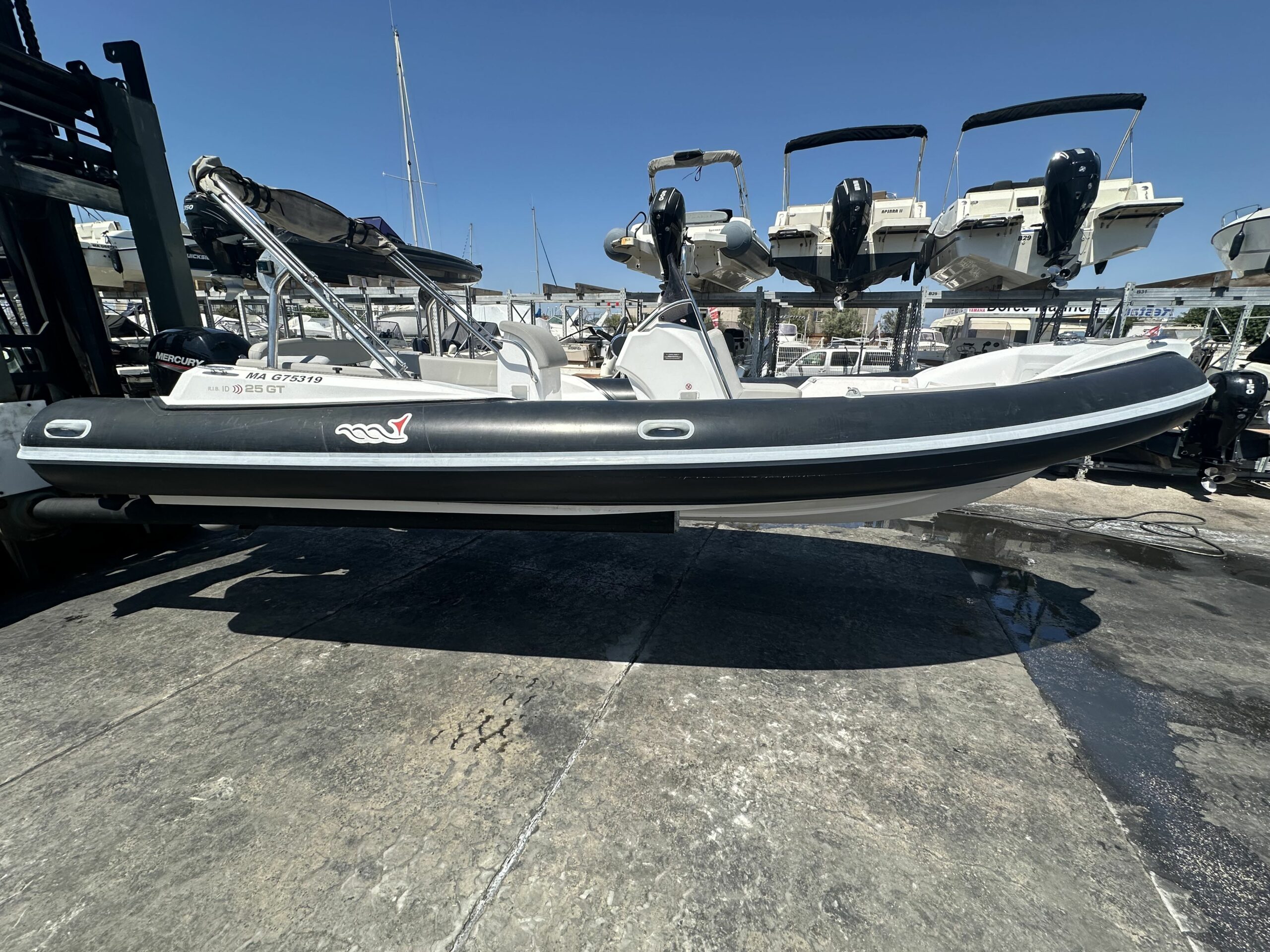 NUOVA JOLLY PRINCE 24 année 2023 5 MV MARINE GT 25 année 2022